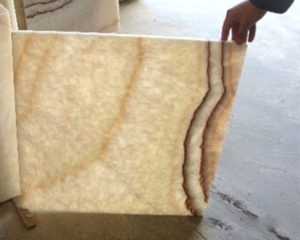 Rainbow Cream Onyx - Image 3